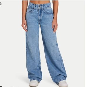 NWT Hera Clothing Wide Leg Jeans Size 14